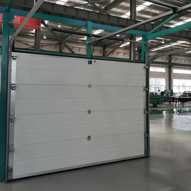portas automáticas de garagem com painel de aço autônomo